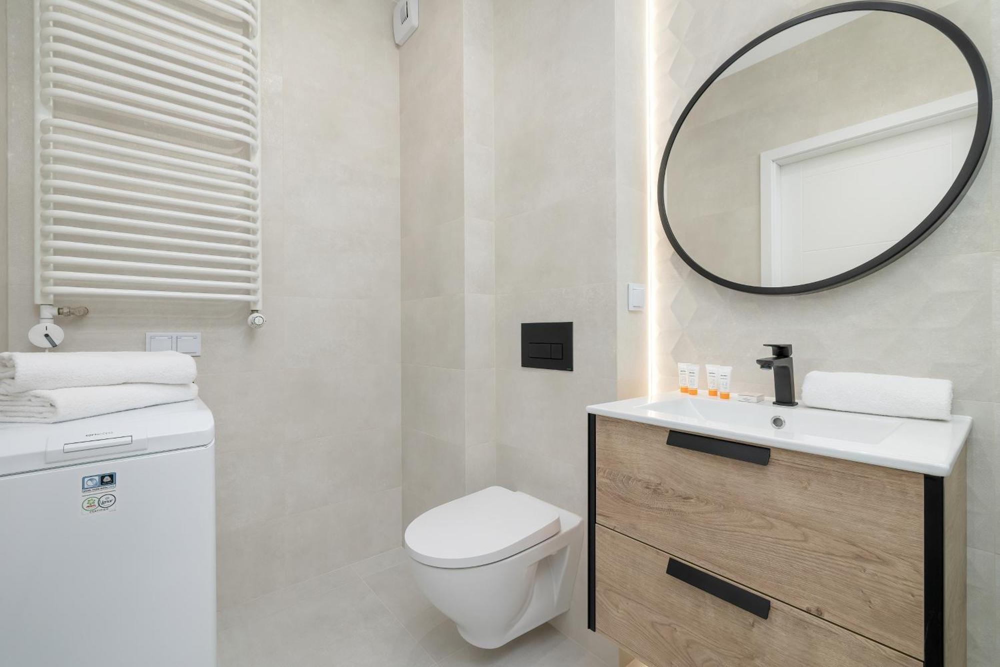 Bright Apartment Park Lotnikow Near Tauron Arena Krakow By Noclegi Renters מראה חיצוני תמונה